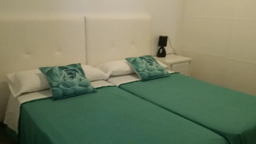 Apartment Apartamentos Iliberis Granada